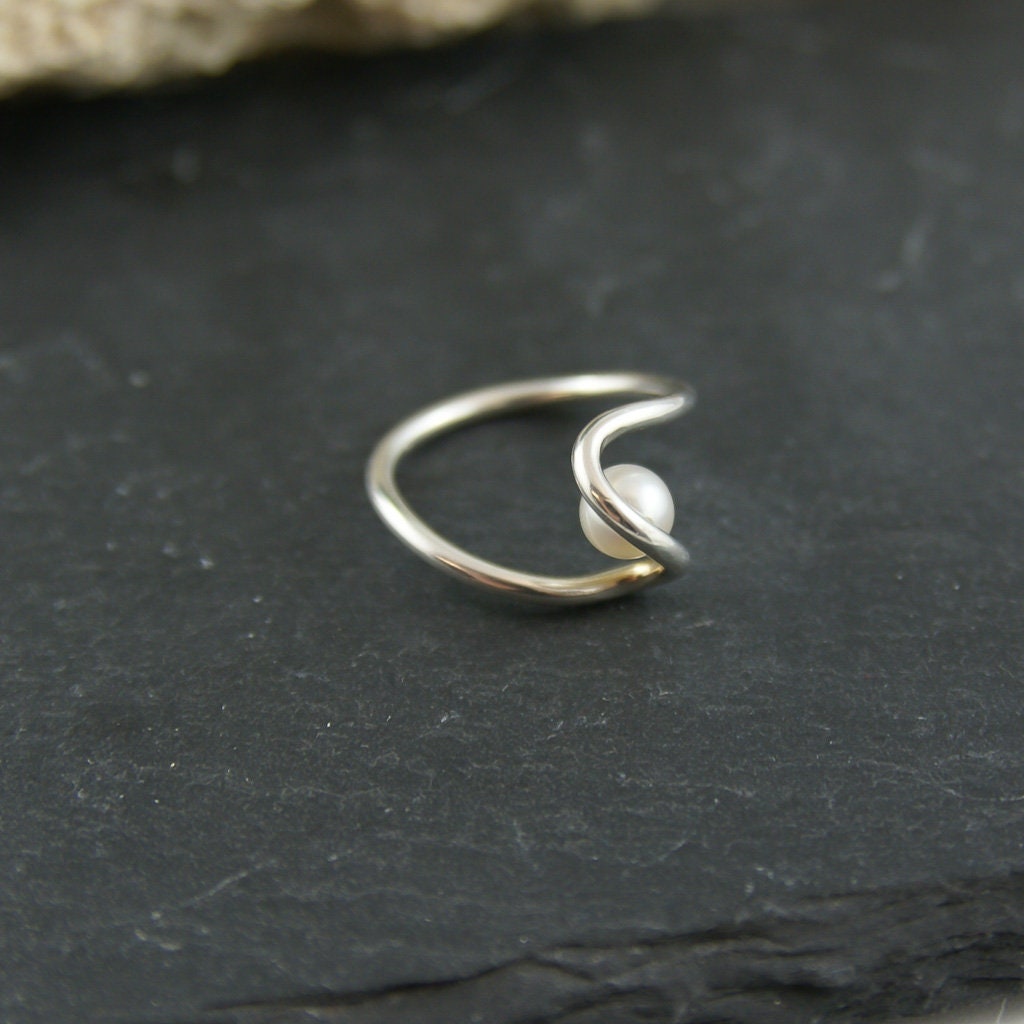 925 silver women's hidden pearl ring