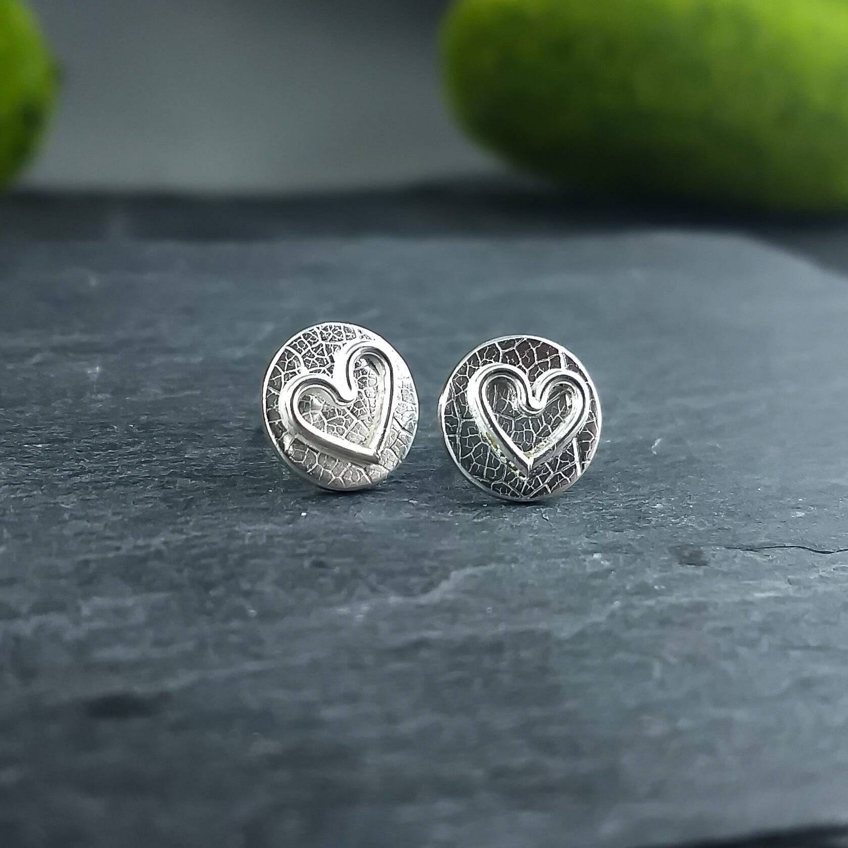 Small hearts earrings in sterling silver