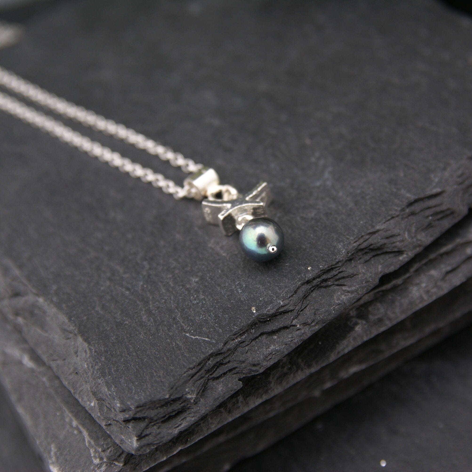 Pendentif Argent Bas Titre Joli Et Délicat - Occasion - Détails à Voir En Description