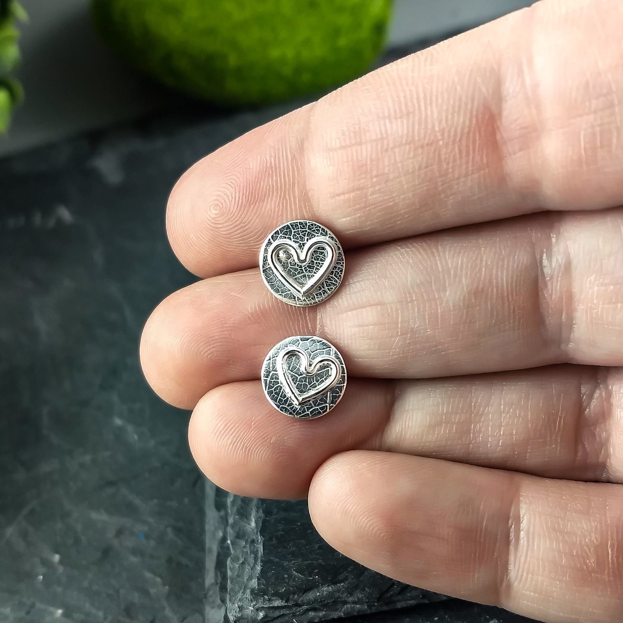 Small hearts earrings in sterling silver