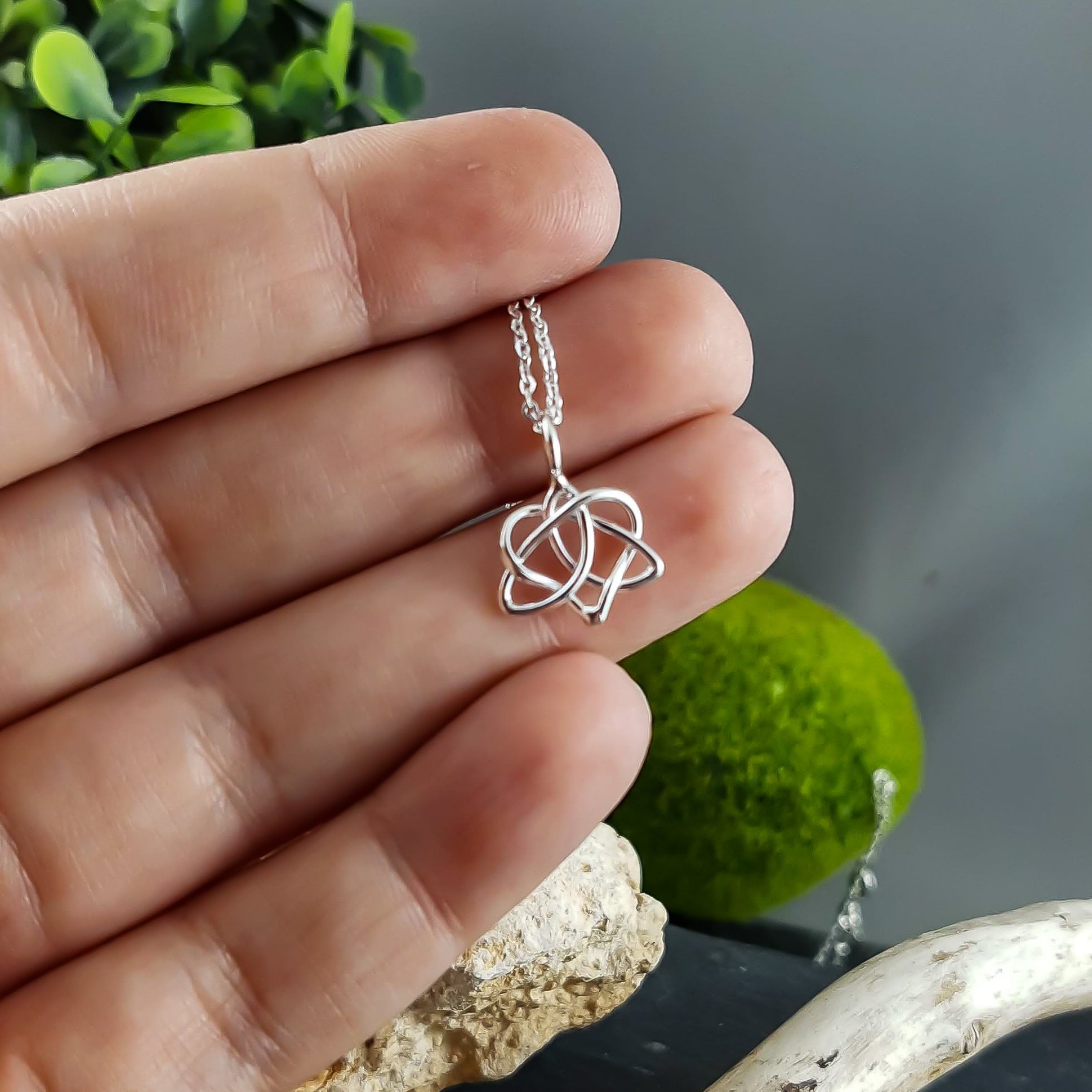 Celtic knot pendant in sterling silver
