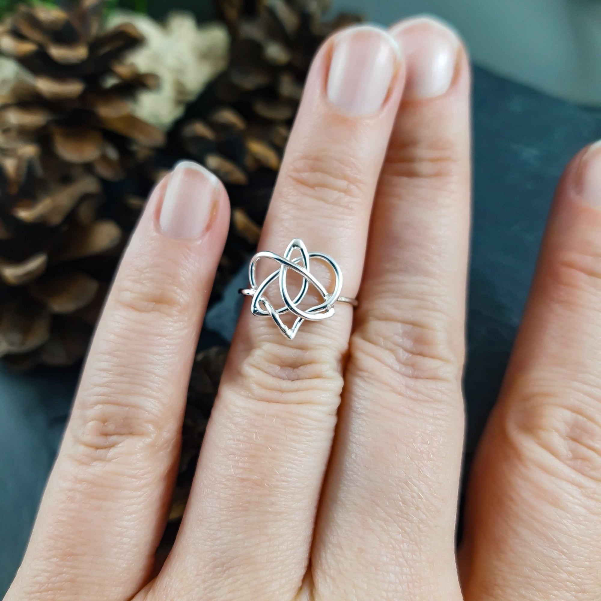 Celtic knot ring in sterling silver